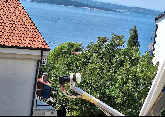 公寓 Ema 2, 茨里克韦尼察